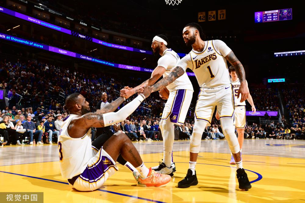 归化球员与 归化球员与